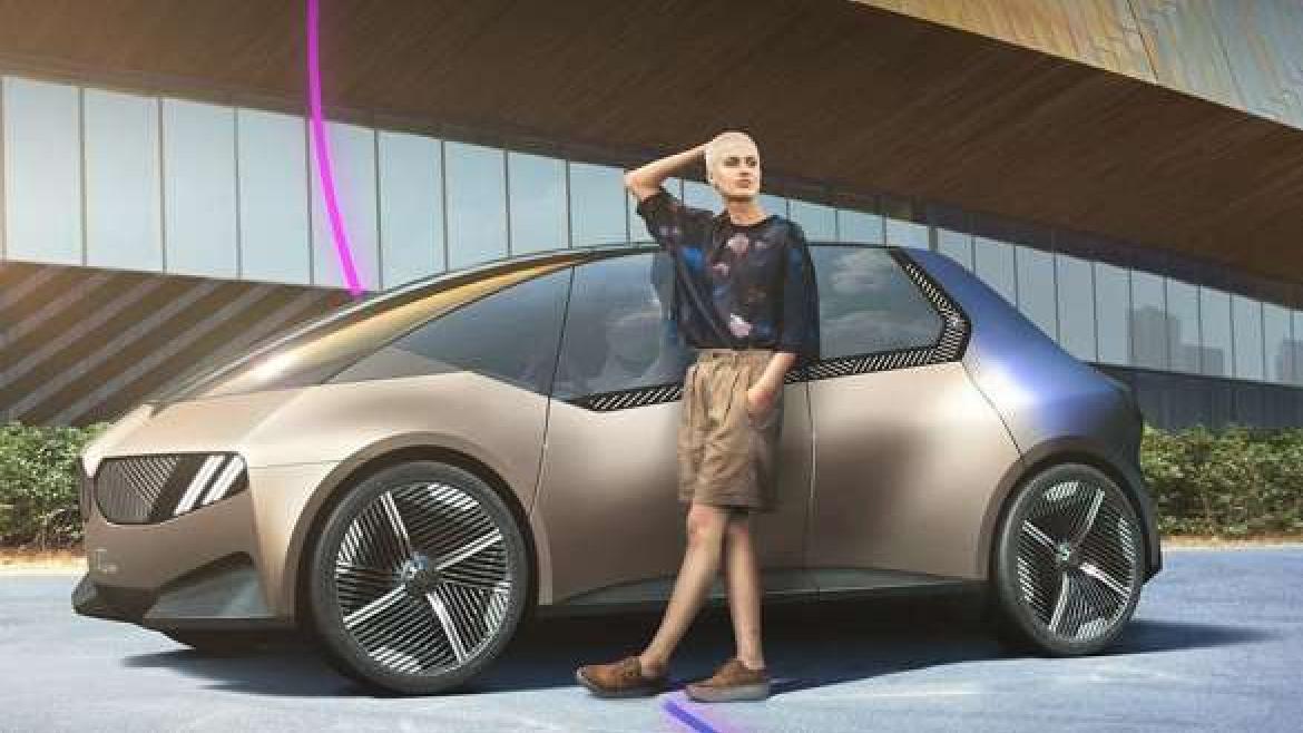 DE BMW i VISION CIRCULAR.