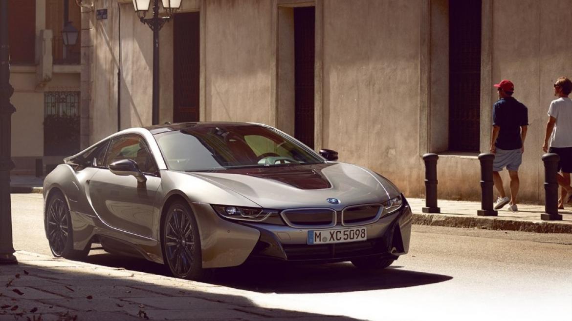 BMW i8